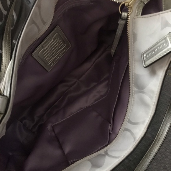 Coach purse - Picture 3 of 6